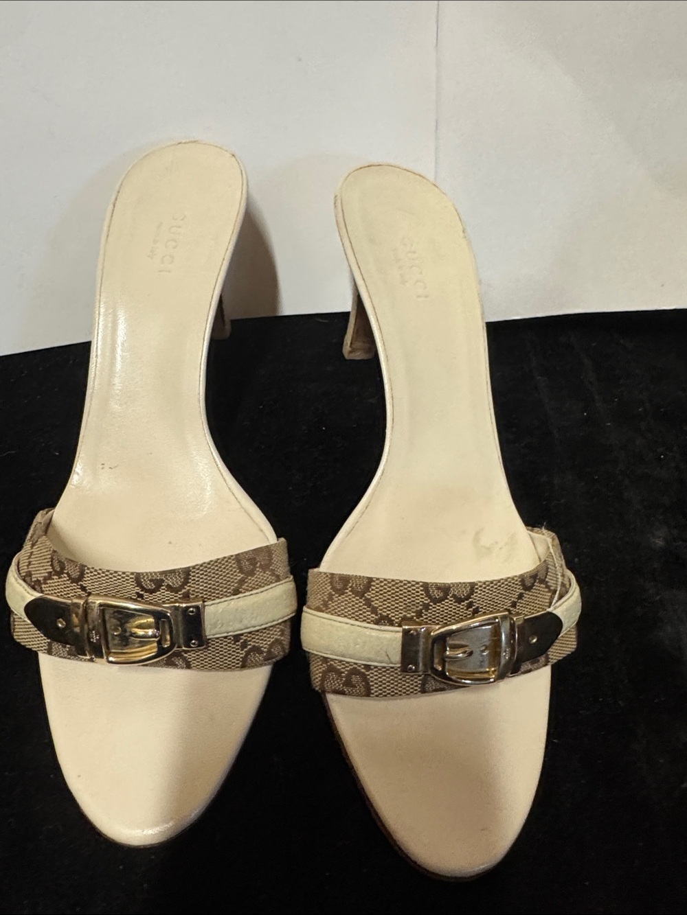Gucci Beige Logo Buckle Slide Heels 8 1/2